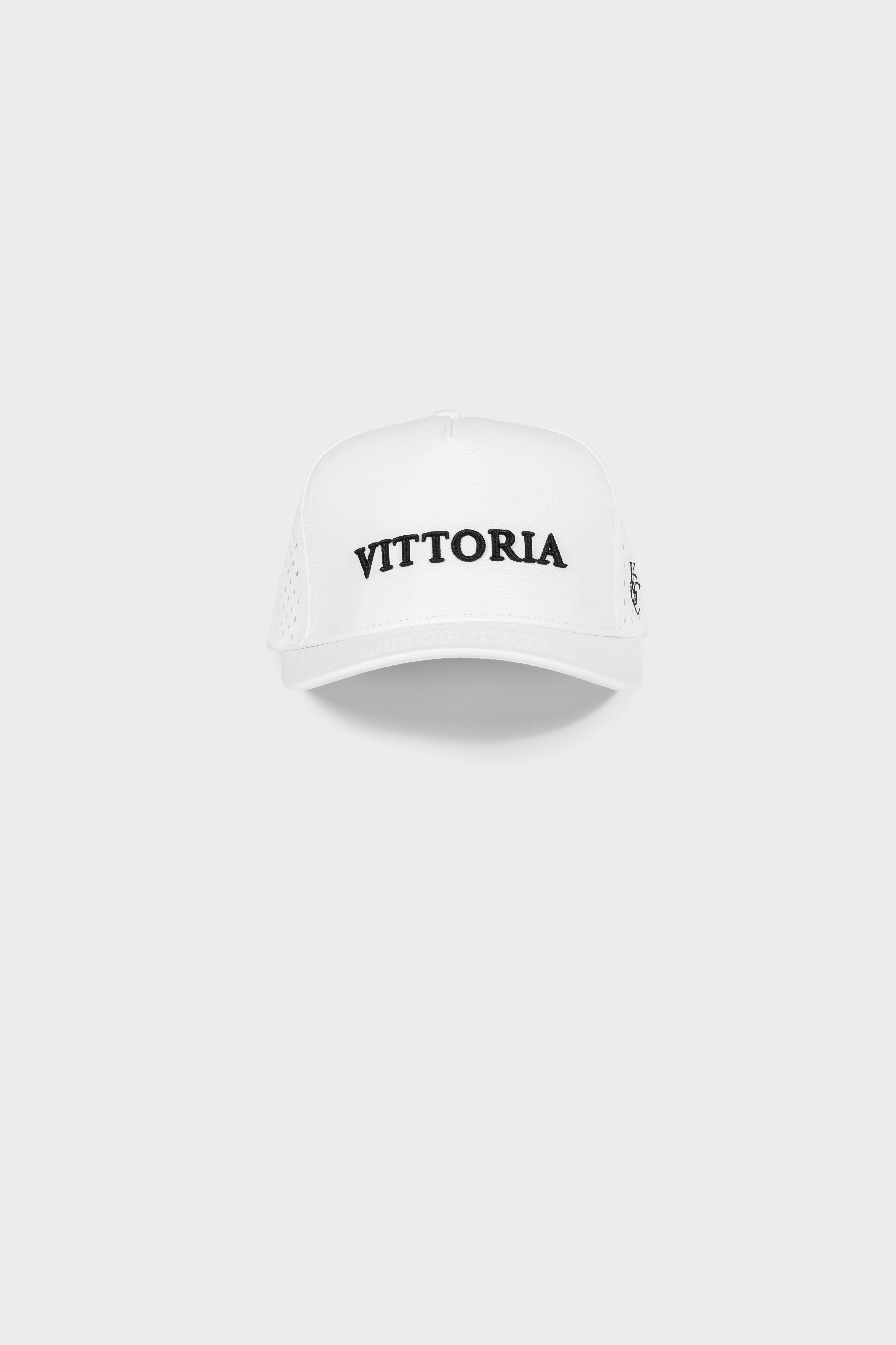 White Performance VITTORIA Snapback cap with adjustable fit and breathable fabric for golfers