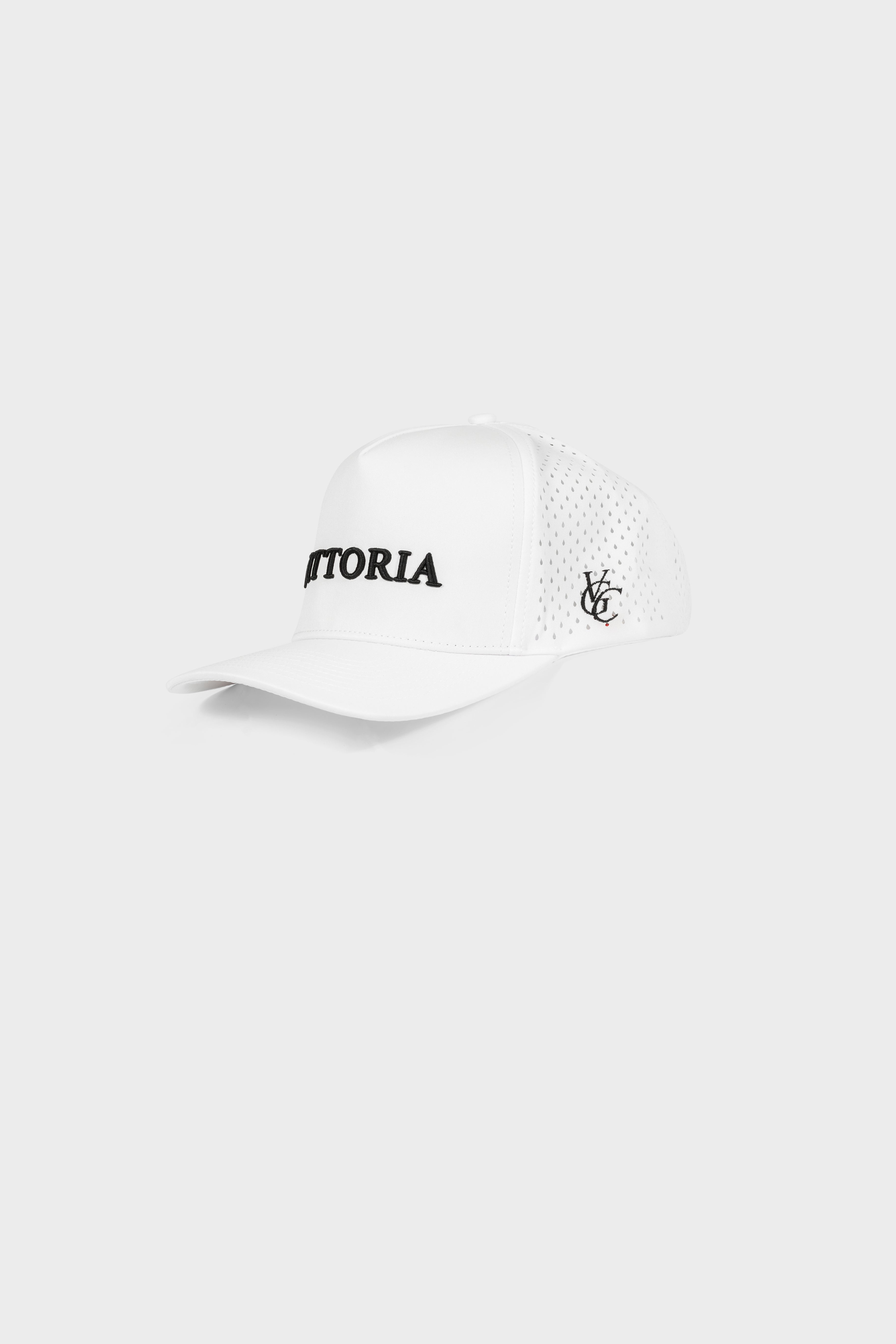 Performance VITTORIA Snapback White breathable golf cap with adjustable fit and sporty design